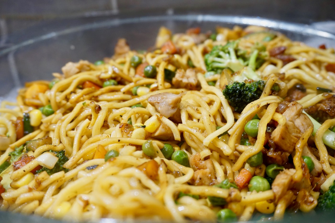 chicken lo mein